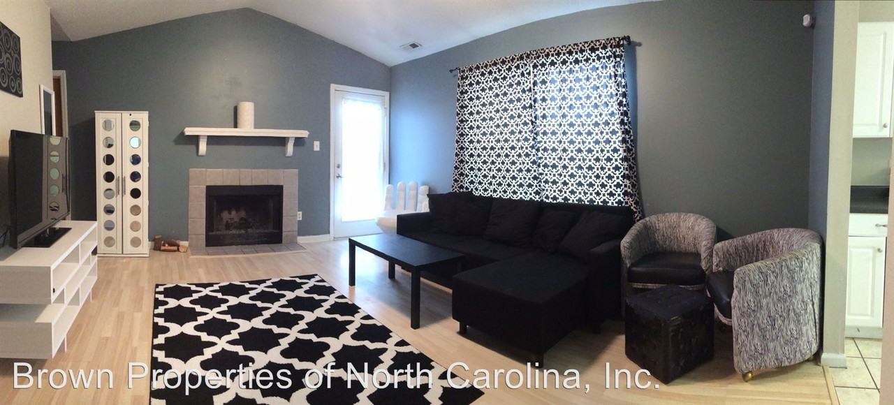 2051 W Windgate Ct - Photo 2 of 13