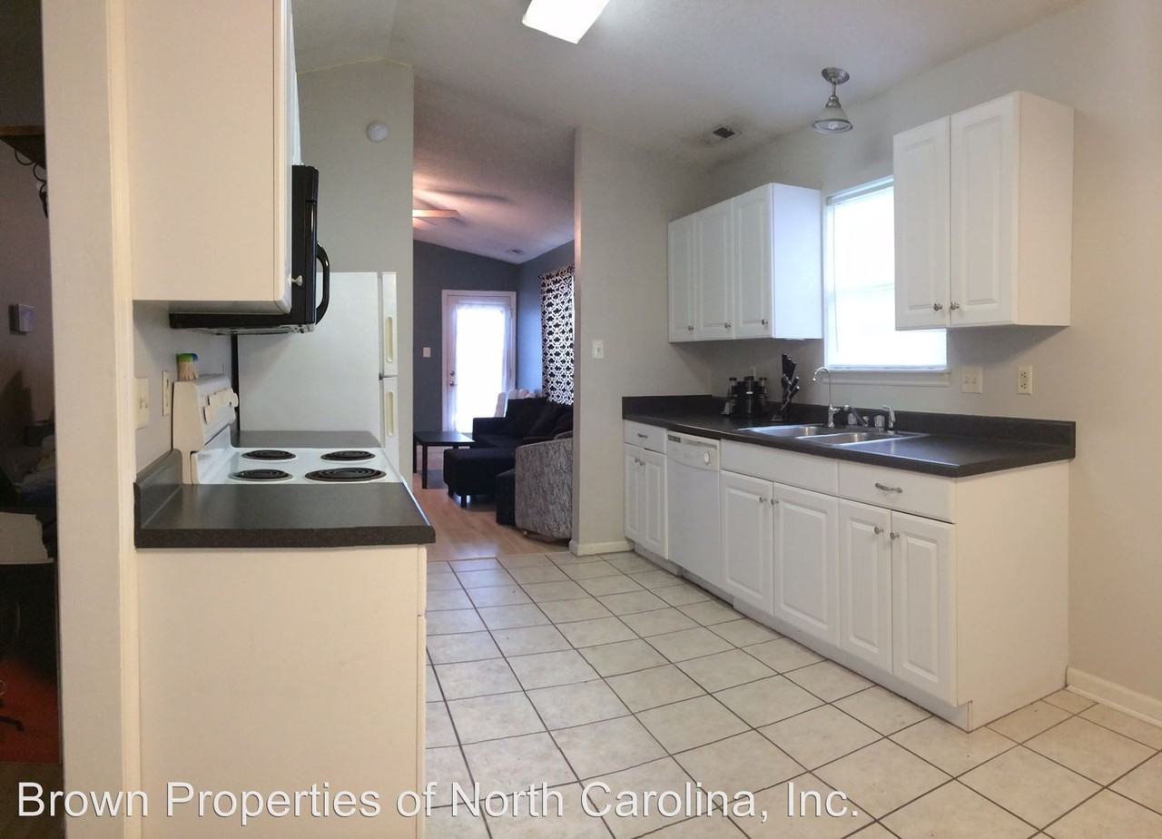 2051 W Windgate Ct - Photo 3 of 13