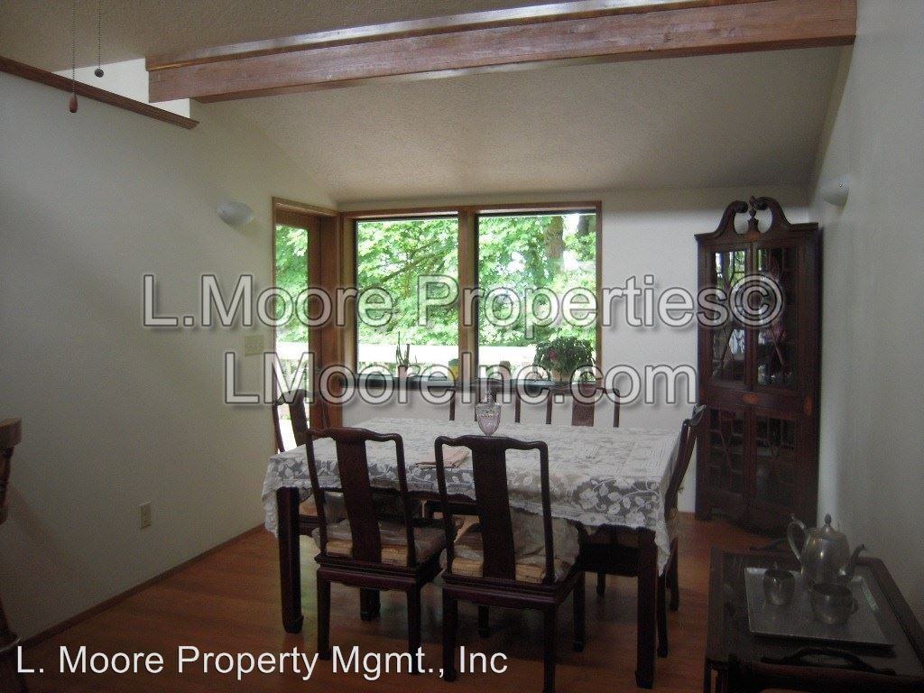 1655 Devon Ln - Photo 2 of 17