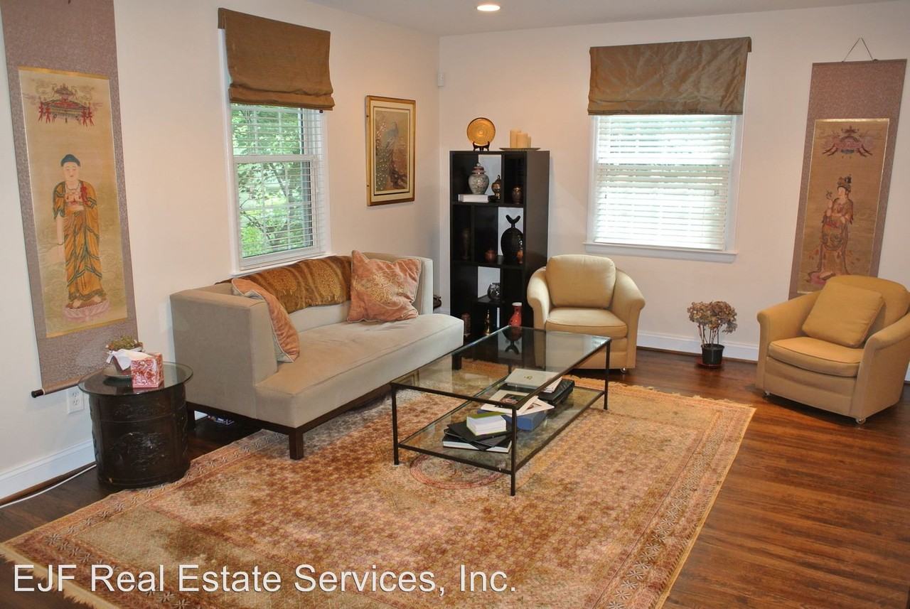 8813 Montgomery Ave - Photo 3 of 26