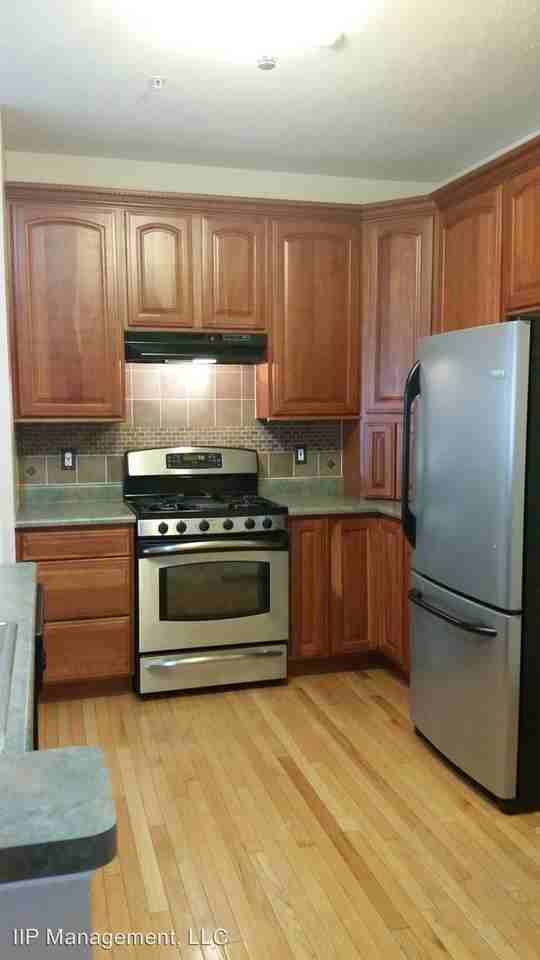 2896 Andover Cir - Photo 3 of 14