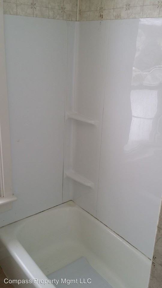 3553 Lincoln Hwy E - Photo 2 of 6