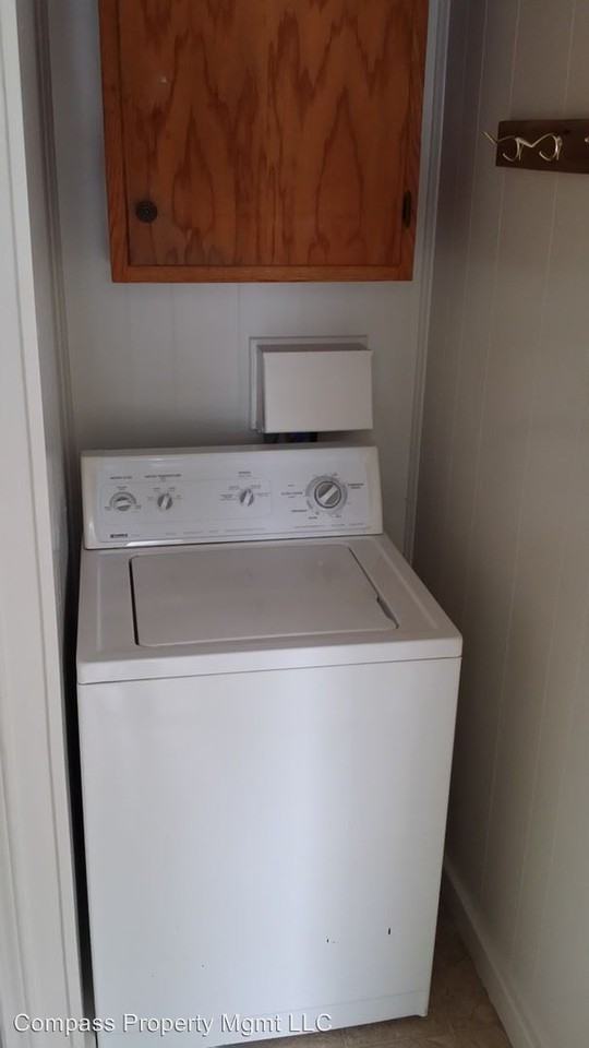 3553 Lincoln Hwy E - Photo 3 of 6