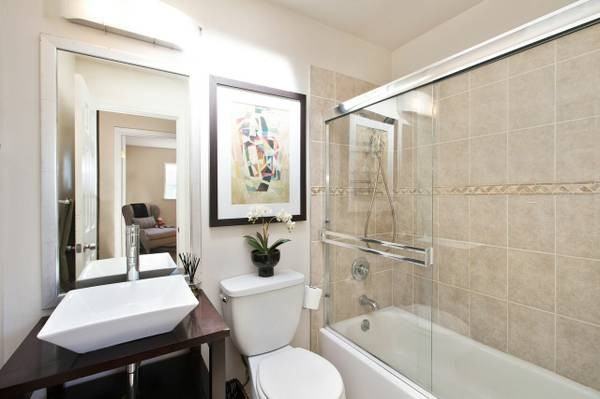 1003 Hollister Avenue - Photo 2 of 18