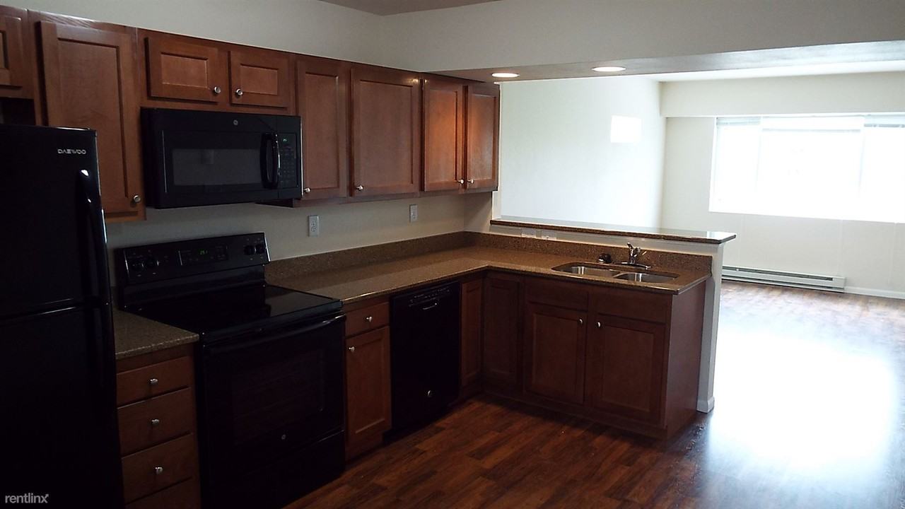 801 Barrett St - Photo 2 of 6