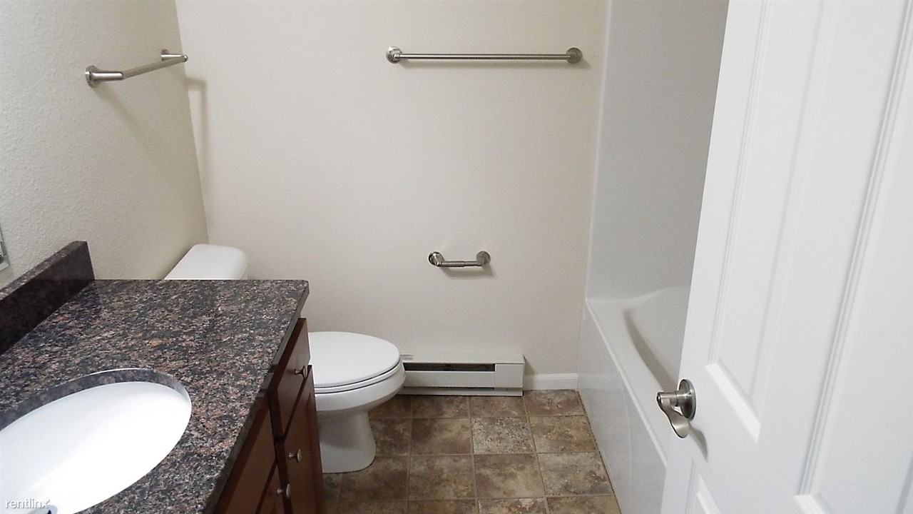 801 Barrett St - Photo 3 of 6