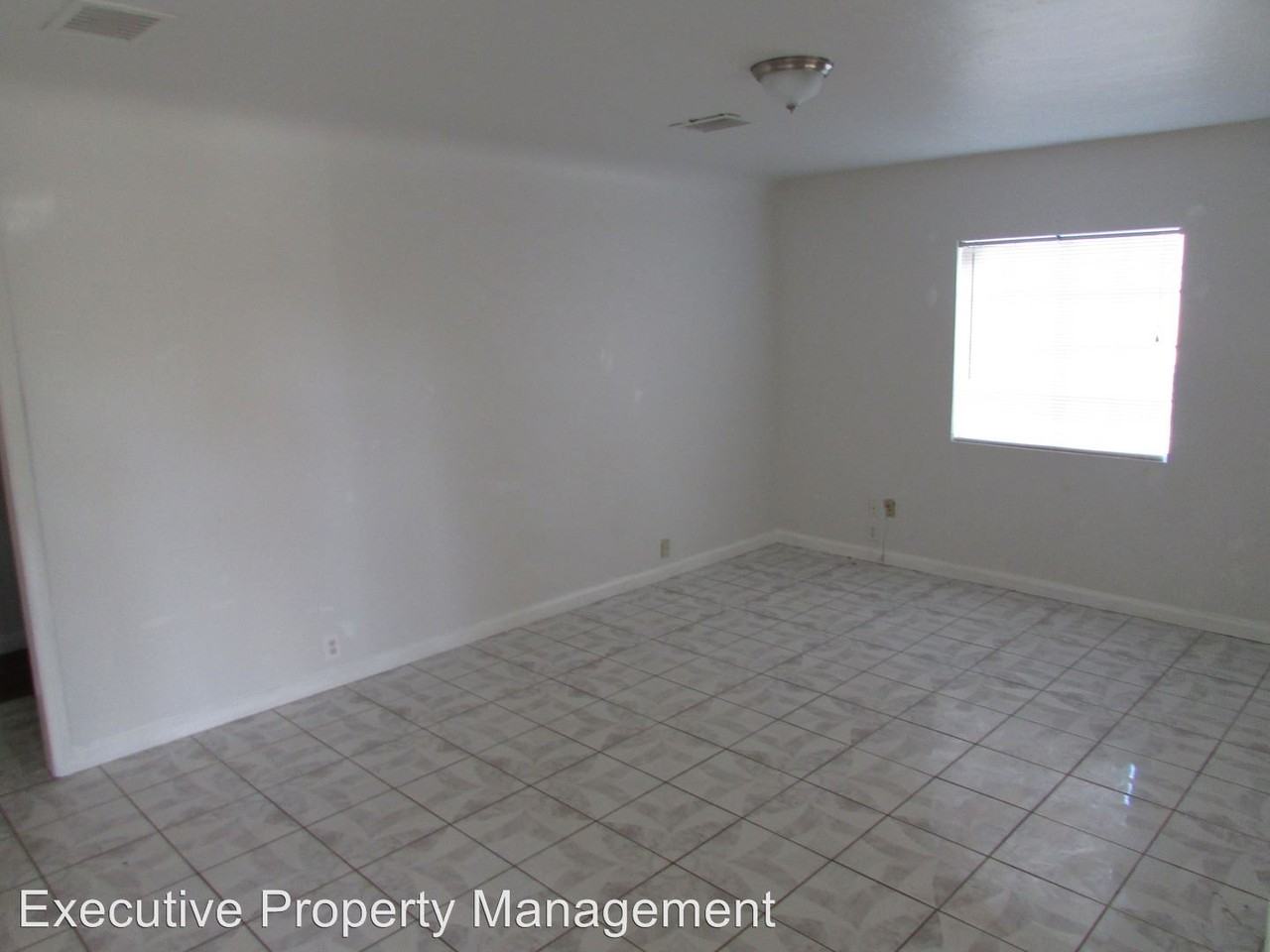 430 Goodman St - Photo 3 of 27