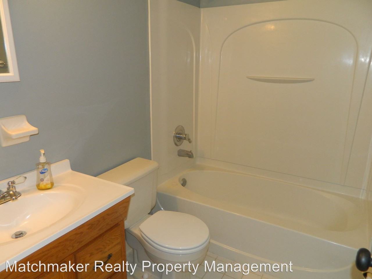 4328 NW 20th St - Photo 3 of 19