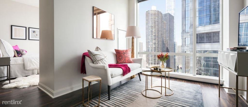 111 W Wacker Dr - Photo 3 of 5