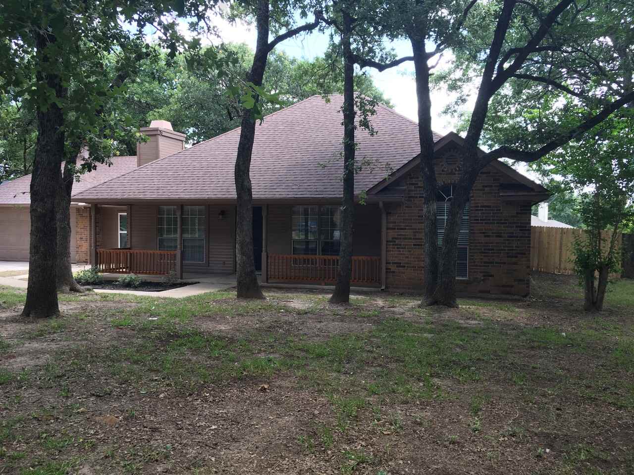 628 Inwood Rd - Photo 2 of 22