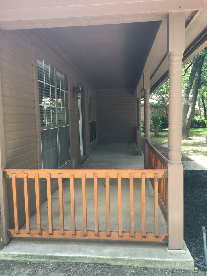 628 Inwood Rd - Photo 3 of 22