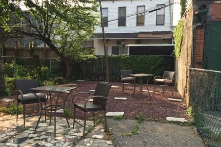 1866 Gates Avenue #J628J