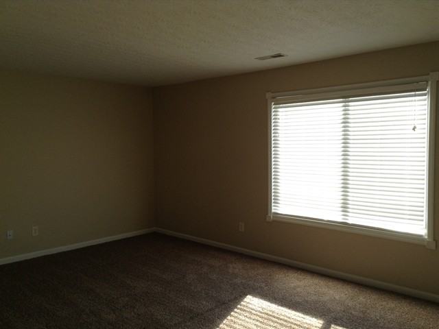 2126 Antoinette Way - Photo 2 of 11