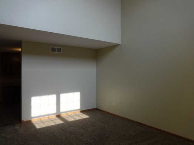 29960 Blue Heron Blvd - Photo 3 of 19