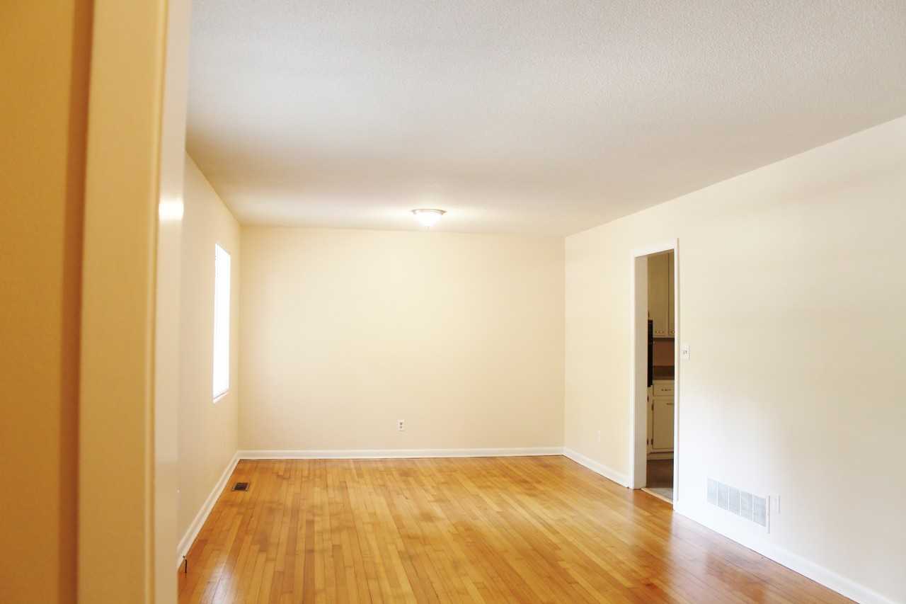 2115 Great Oak Drive - Photo 3 of 22