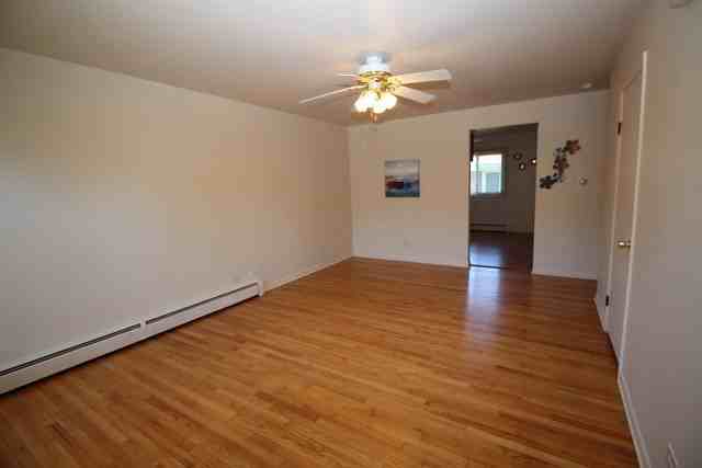 308 Short St - Photo 3 of 11