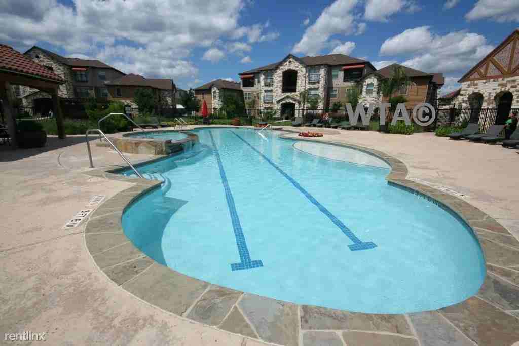 1604 & 35 Apartments in Selma, TX 78154 Zumper