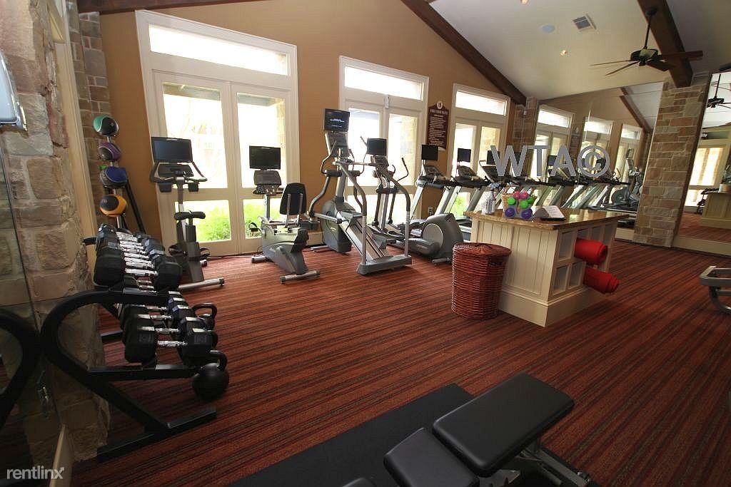 I-10 & Huebner - Photo 2 of 6