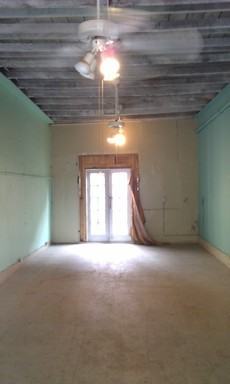 1606 7th St - Photo 2 of 3