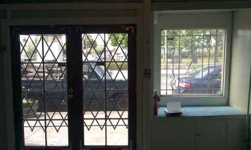 1606 7th St - Photo 3 of 3