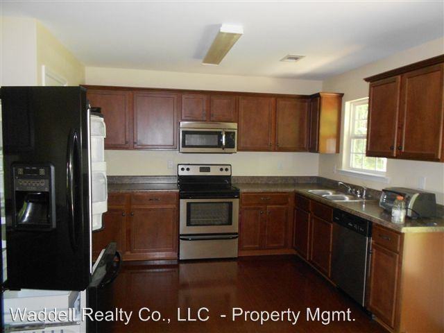 3099 State Rte 520 - Photo 2 of 10