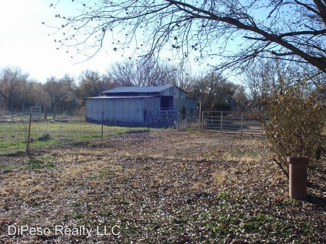 207 N Sibyl Rd - Photo 3 of 22