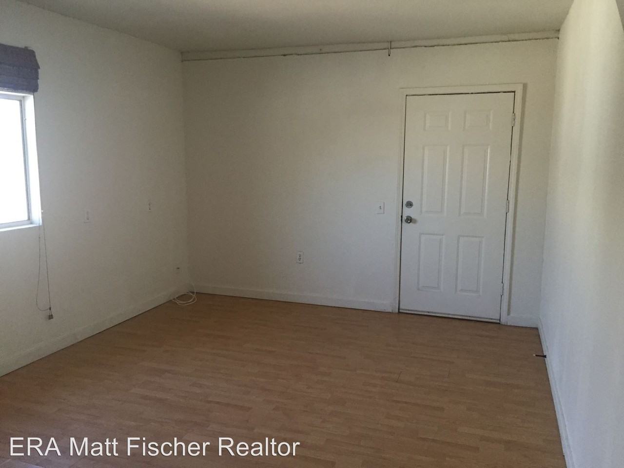 1555 E 26th Pl - Photo 3 of 8