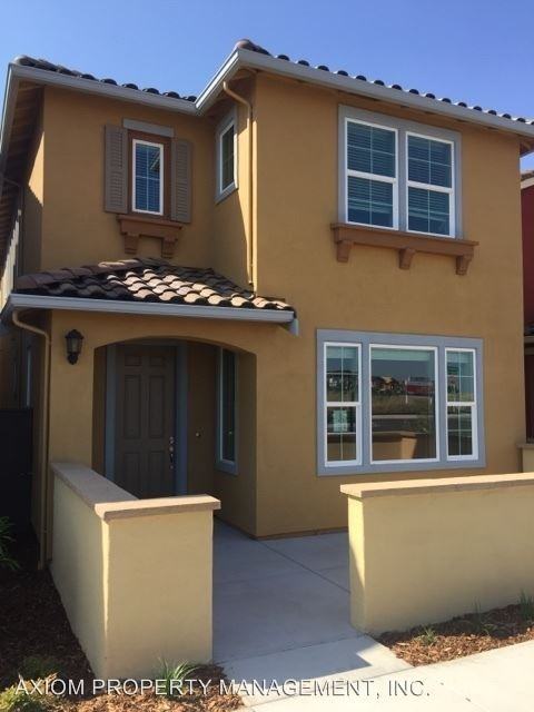 108 Naples Ct - Photo 2 of 10