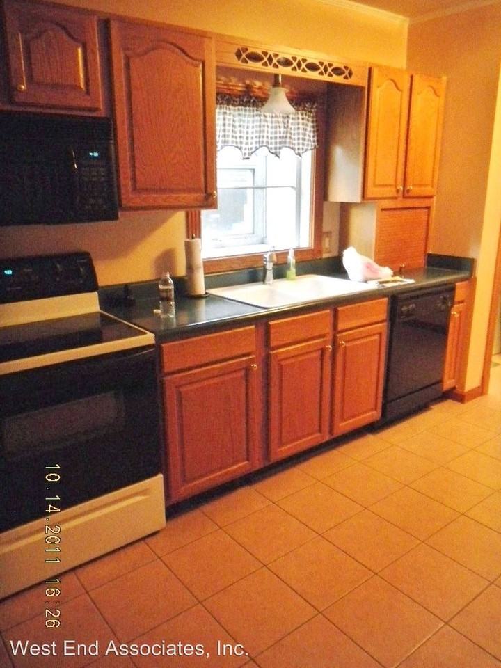 4587 W Mountain View Dr - Photo 3 of 10