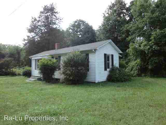 2816 Martin St - Photo 2 of 11