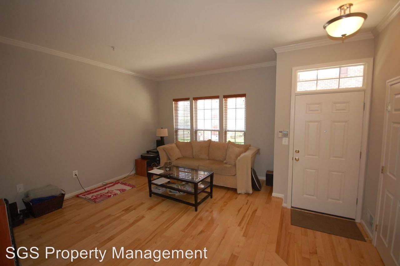 6099 Madison Pointe Ct - Photo 2 of 28