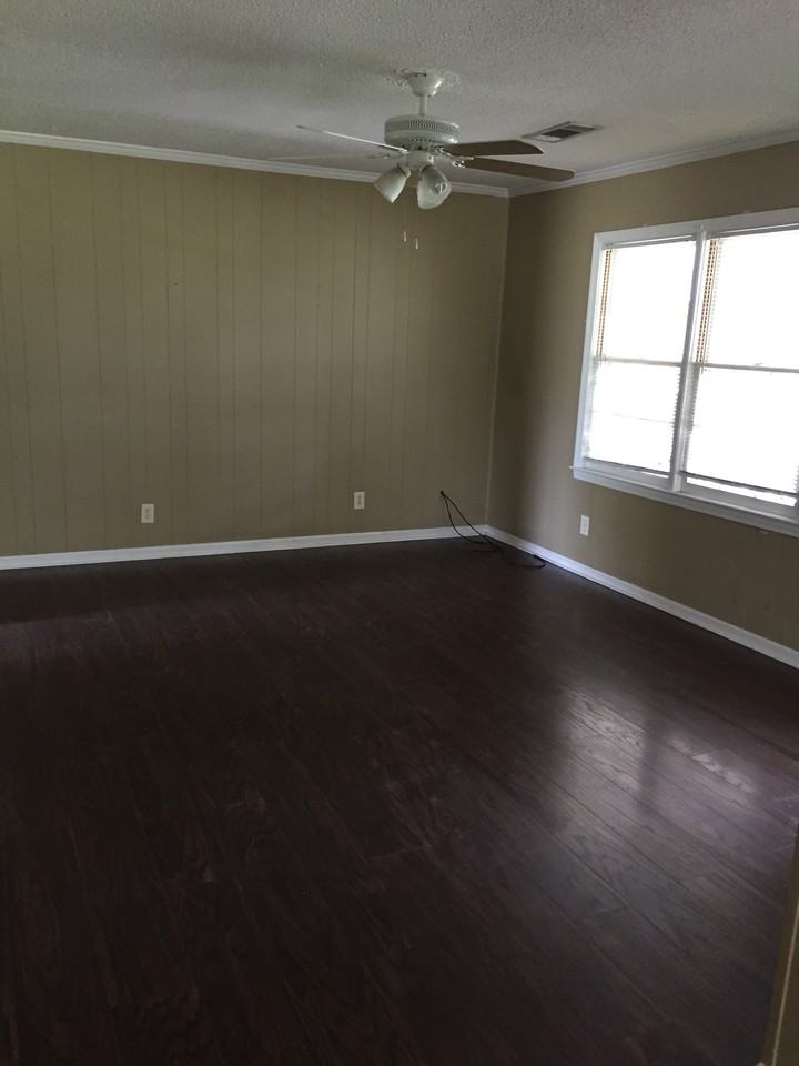 250 Miller Farm Rd - Photo 2 of 16