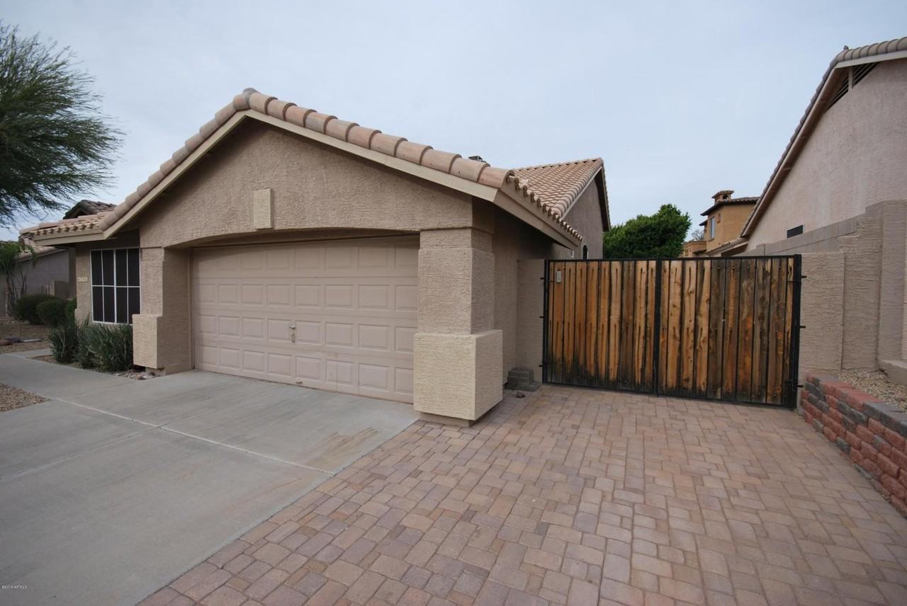 4246 N Tabor - Photo 2 of 42