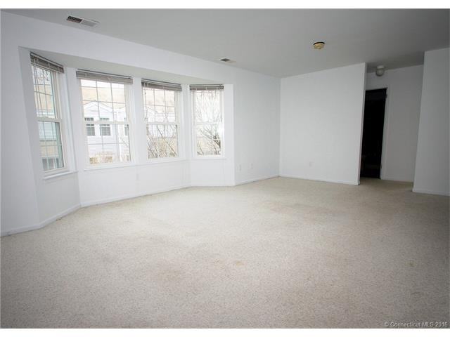 8 Woodhill Rd #8 - Photo 3 of 16