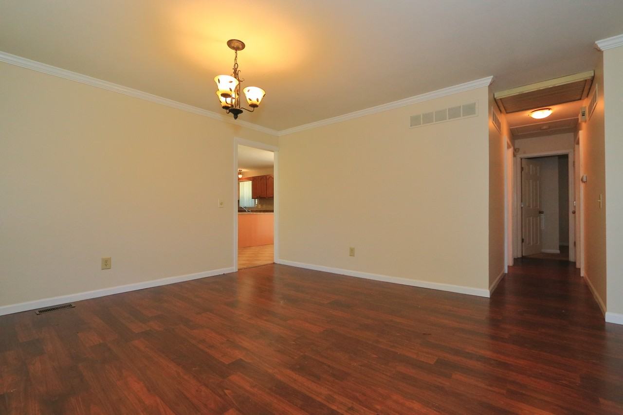 4138 92nd Ave - Photo 2 of 16