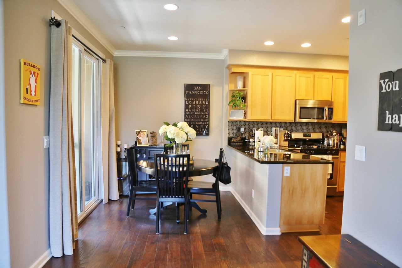 600 Almaden Walk Loop - Photo 2 of 12