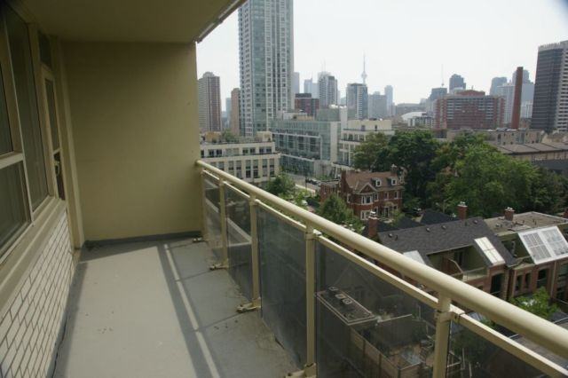 540 Sherbourne Street #1007 - Photo 5 of 8