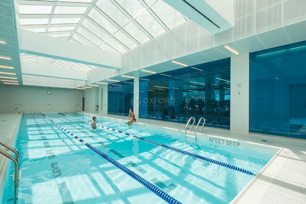 598-548 W 54th St #900