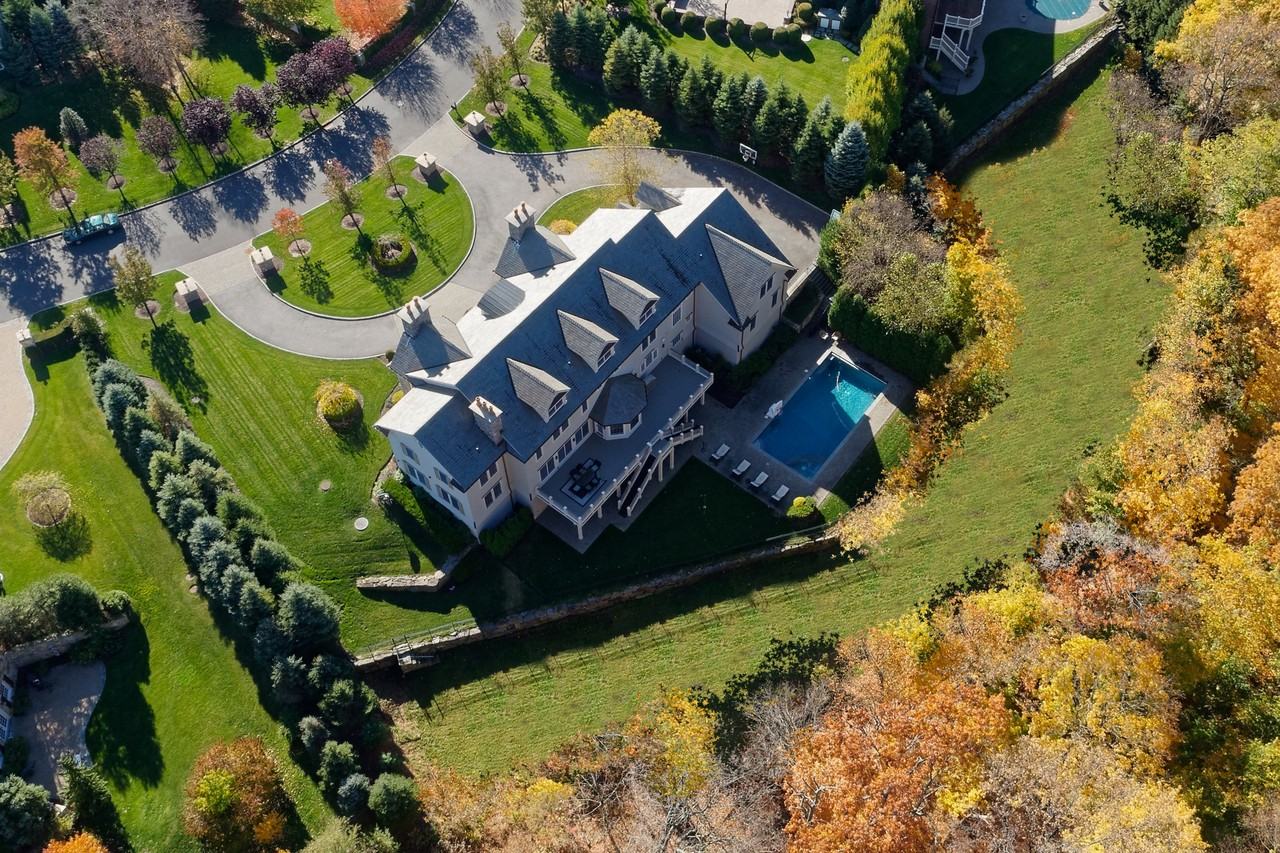 5 Brook View Ln - Photo 3 of 30