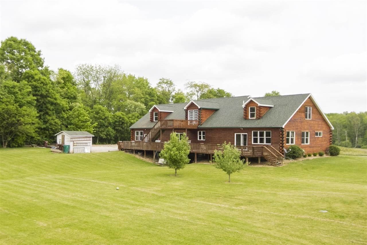 6844 N 200 E - Photo 2 of 36