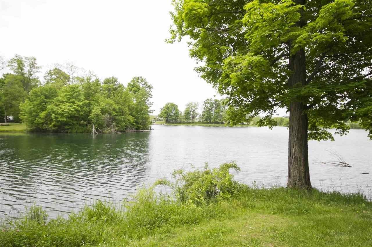 6844 N 200 E - Photo 3 of 36