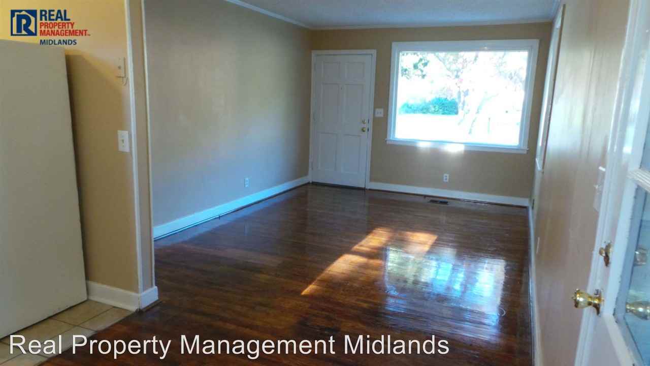 358 W Campanella Dr - Photo 3 of 8