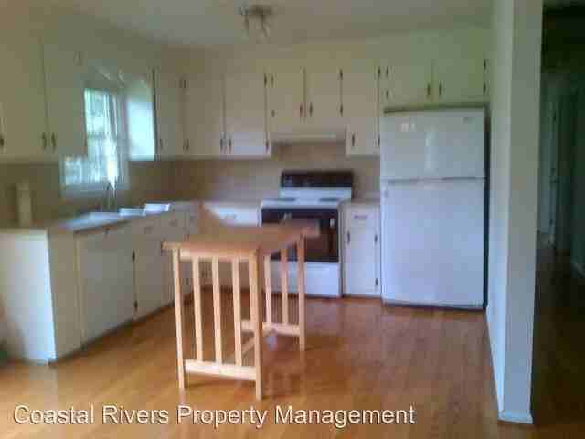 255 Foreman Ln - Photo 2 of 10