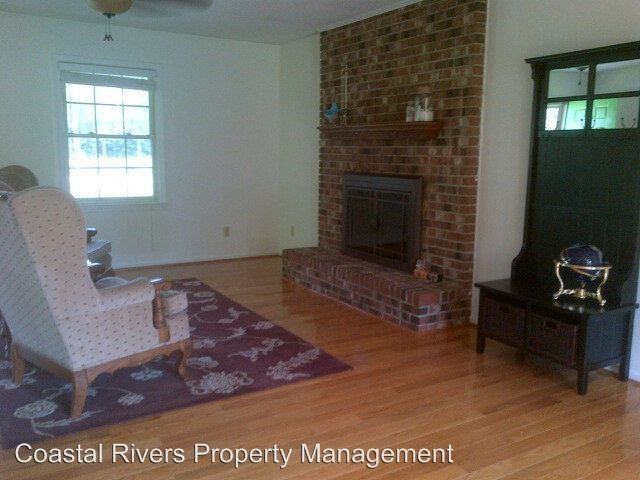 255 Foreman Ln - Photo 3 of 10