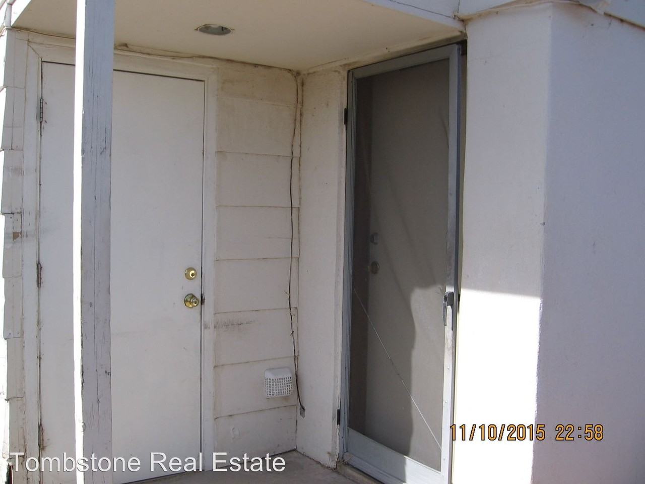 210 N 3rd St - Photo 2 of 7