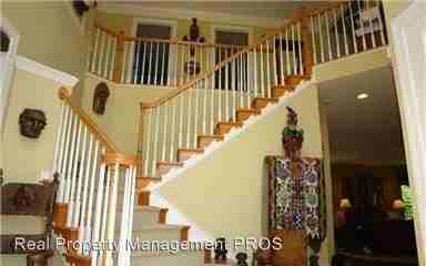 10232 Inchberry Ct - Photo 2 of 30