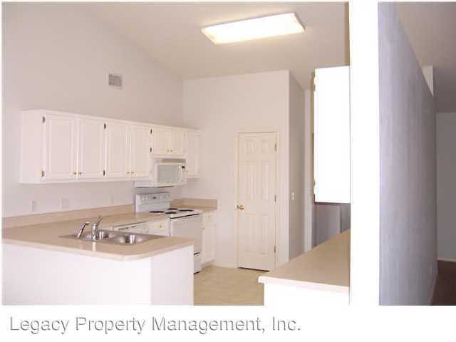 6041 Firefly Dr - Photo 2 of 24