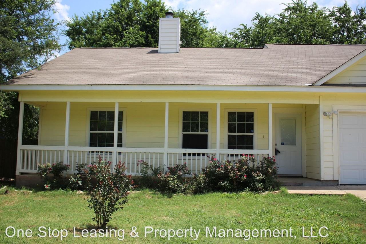 186 Pohakuloa Dr - Photo 2 of 14