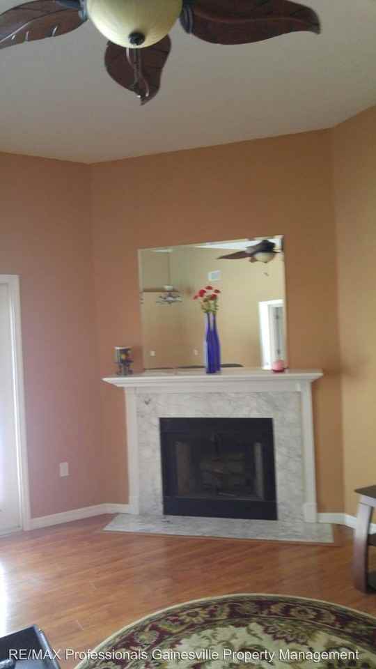 6744 NW 36th Dr - Photo 3 of 16