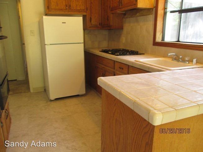 665 San Patricio Ave - Photo 2 of 8